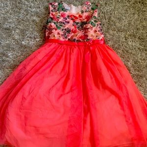 Young Girls Dress